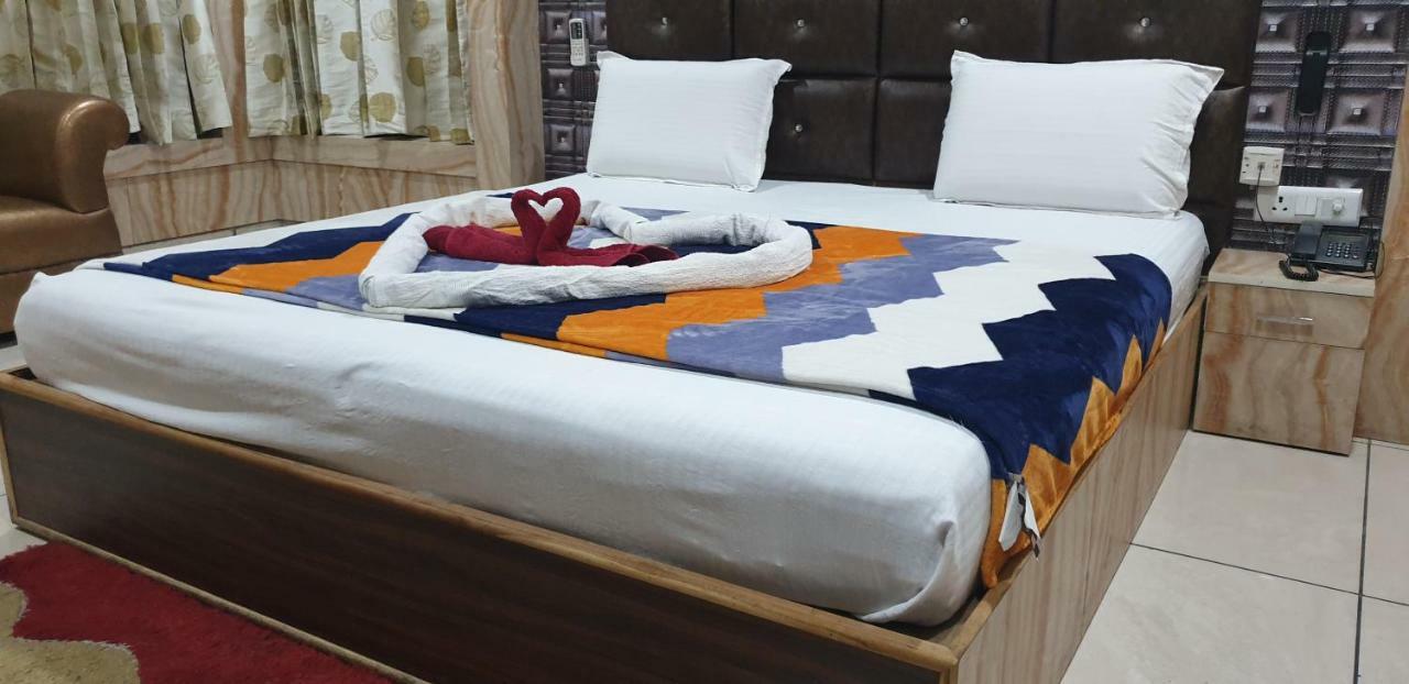 Maharaja Palace Hotel Rohtak Экстерьер фото